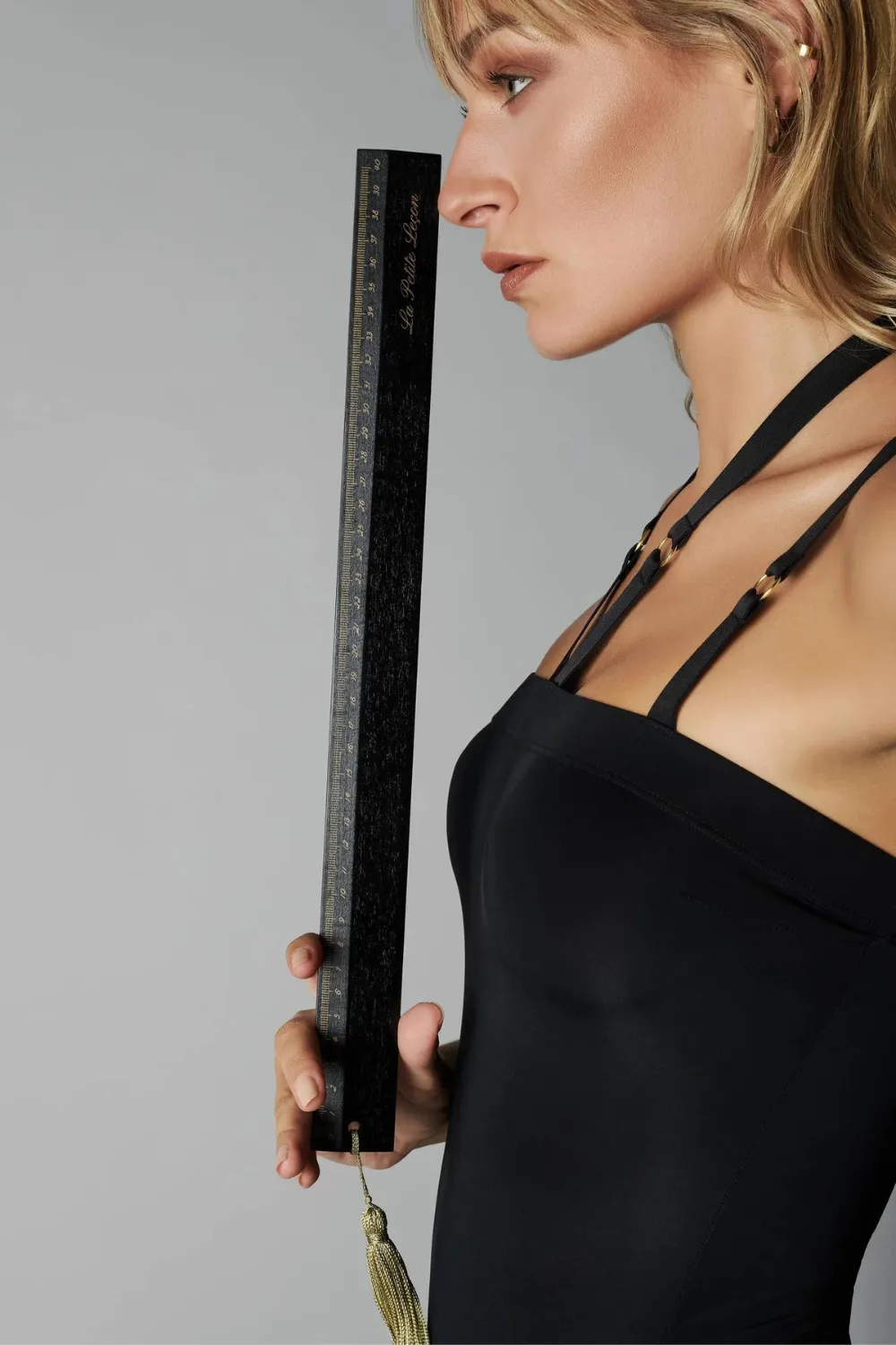 La Petite Lecon Ruler Crop