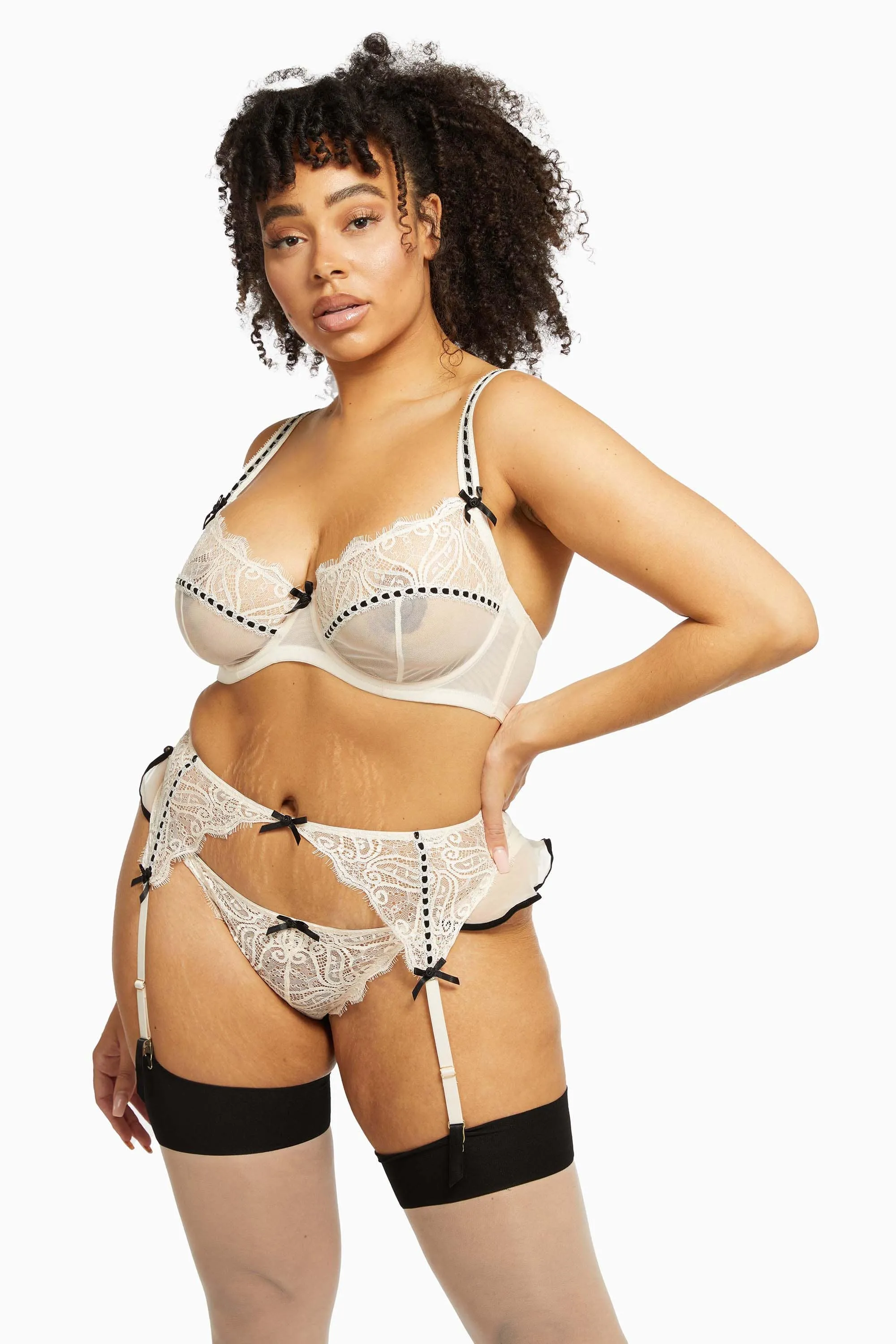 Monica Ribbon Slot Suspender Peach